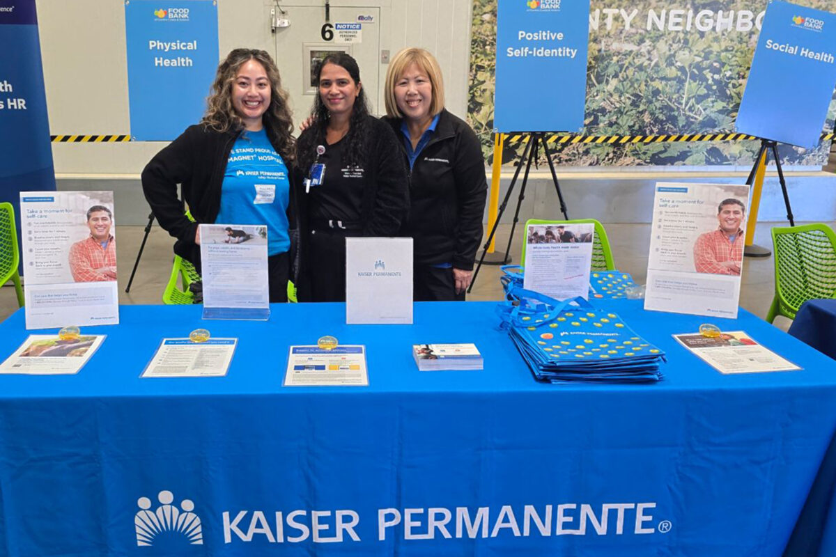 Nurses volunteering at the Food Bank