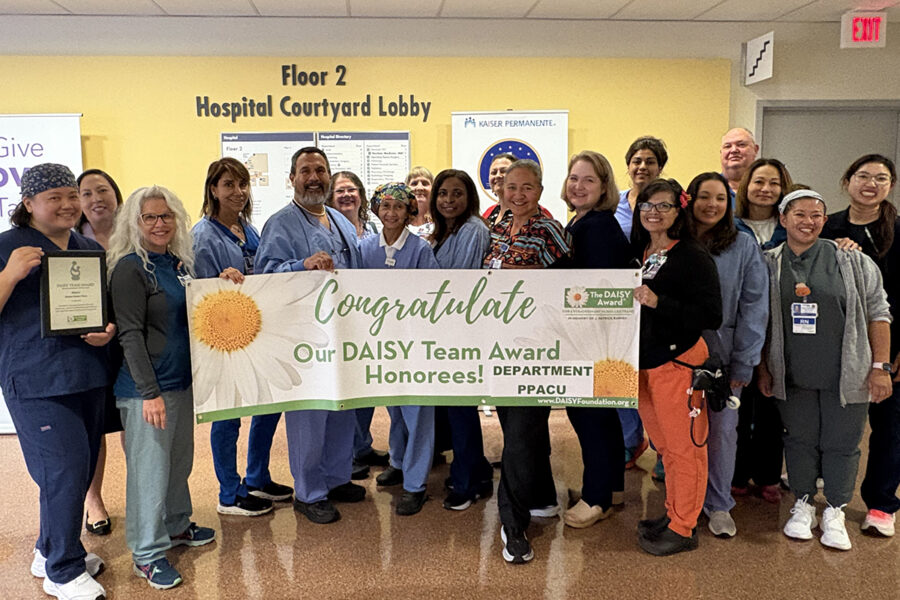Santa Clara PPACU nurses holding a DAISY banner